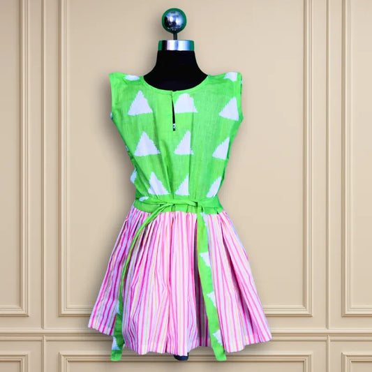 Beautiful Casual wear Daily wear sleeveless waist frock