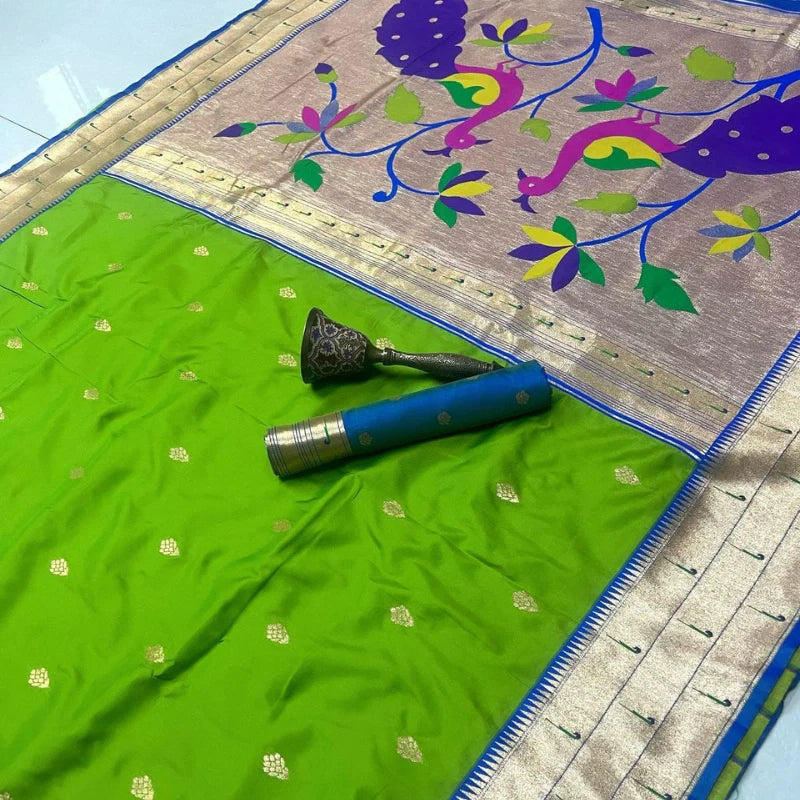 Kanjivaram Paithani Saree